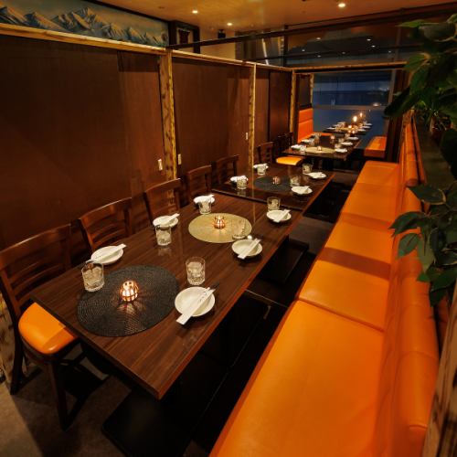<p>Our private rooms are recommended for a variety of occasions, such as entertainment, dinner, girls&#39; night out, and dates.It&#39;s also perfect for family meals or celebrating special occasions with loved ones.All the staff will do their best to satisfy our customers.</p>