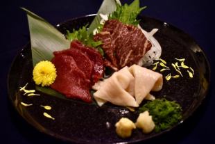 Assortment of 3 kinds of horse sashimi