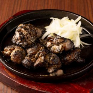 Charcoal grilled yakitori without skewers