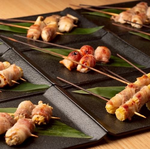 Popular rolled skewers!