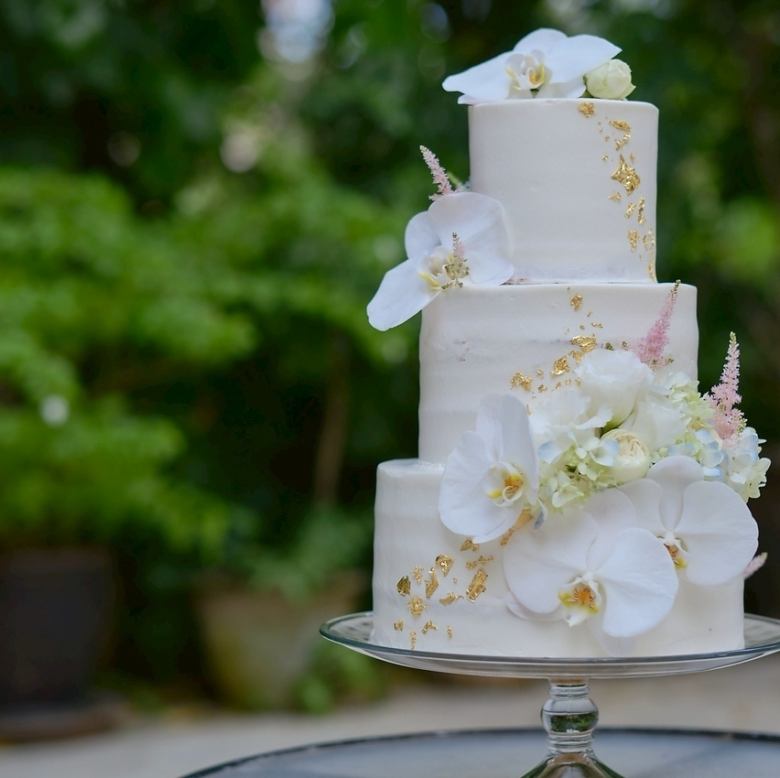 【Custom cake orders accepted】