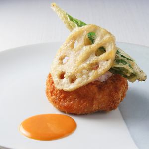 カニ爪クリームコロッケ