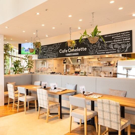 ゆったりくつろげるお席をご用意♪お子様連れも大歓迎◎