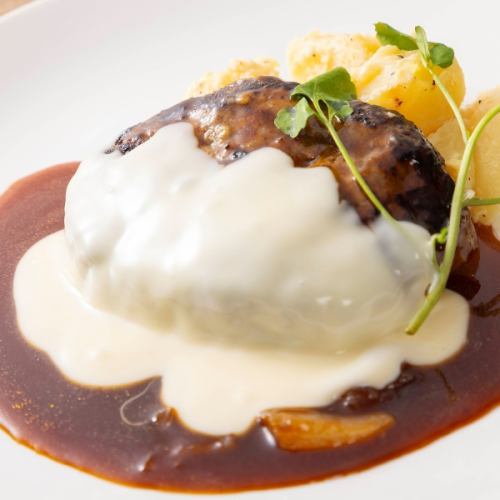 牛恋コラボのハンバーグ