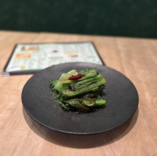 辣椒炒罗马生菜