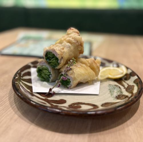 肉巻きレタスの天ぷら