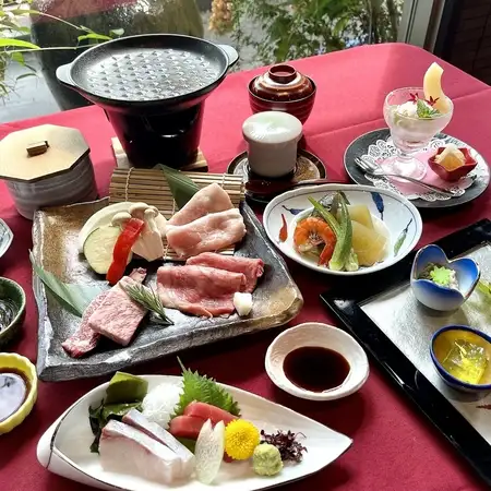【저녁】 활기찬 회석