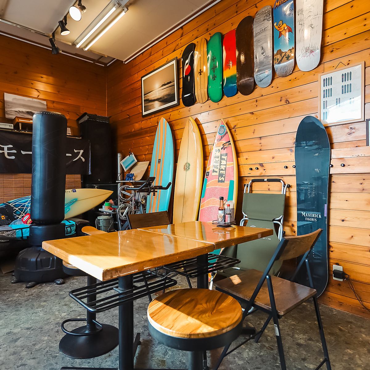 落ち着いた雰囲気の店内でごゆっくり料理をお楽しみください。