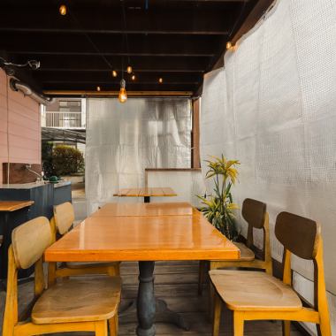 ごゆっくりと寛げるテラス席も有り◎女子会などにもピッタリです！