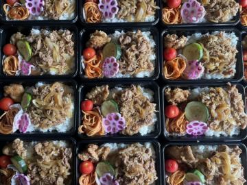 お弁当注文承ります