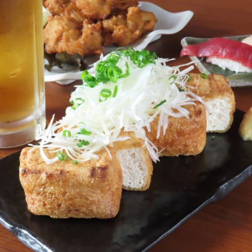 お店自慢の逸品料理が豊富