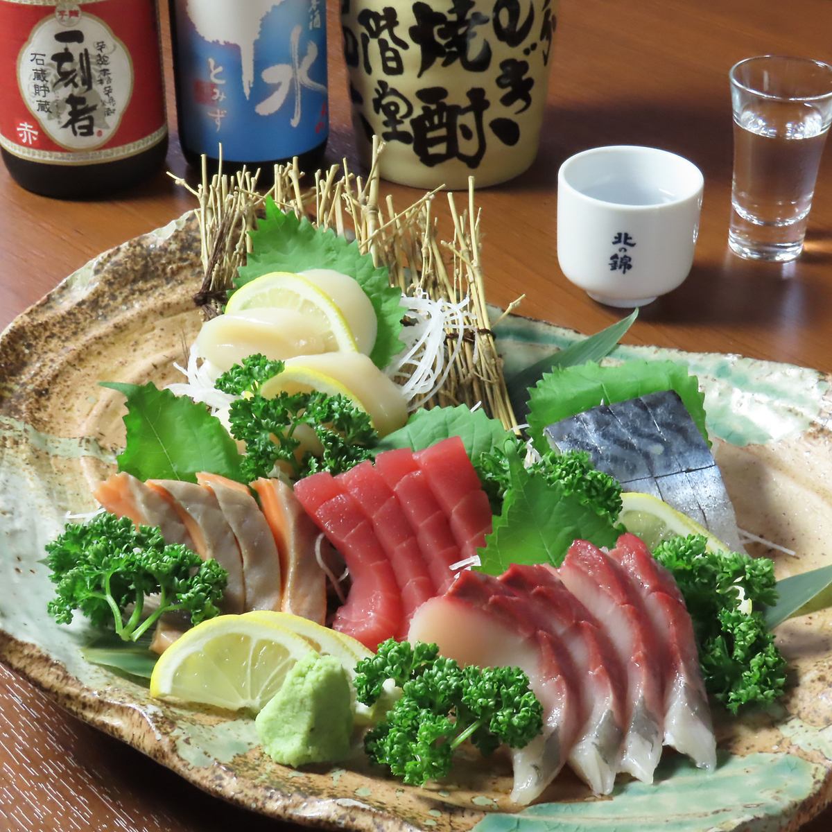 ご宴会コースにも必ずお刺身がつきます◎