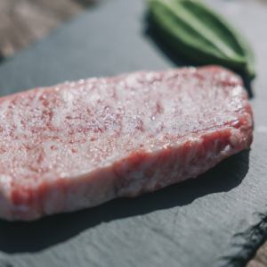 [Limited quantity] Ishigaki beef rib roast steak
