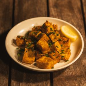 島豆腐のガーリック揚げ