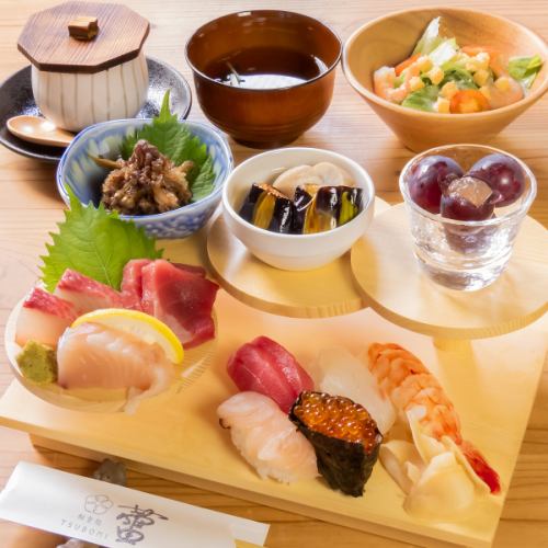 【豪华】豪华迷你怀石料理，含5件寿司和甜点