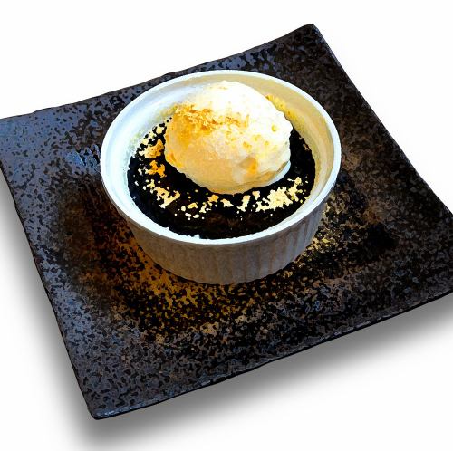 Black sesame brulee with vanilla ice cream