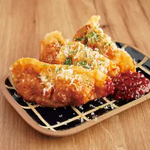 巨大的炸饺子