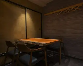 Table seating for 4 people