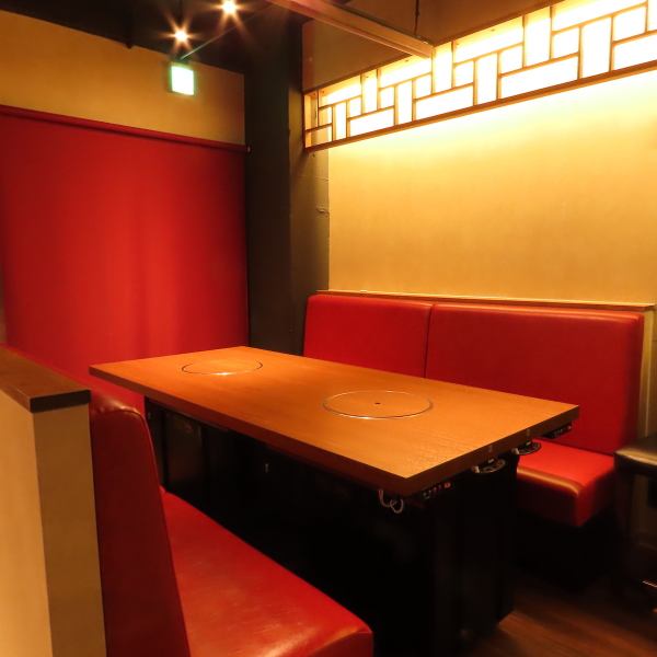 【歓迎会ご予約受付中】お洒落な店内は、女子会や飲み会にも最適☆マッコリの種類も豊富で、気軽に飲める韓国バル♪翌5時まで営業☆