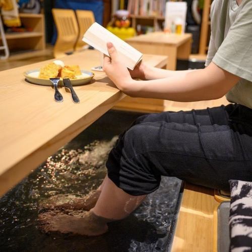 ◇新宿でゆっくり足湯♪◇