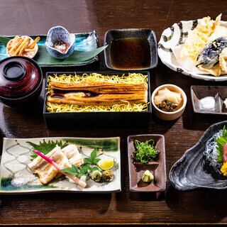 【ディナー】《1部・17:30～19:30》 単品料理も追加しやすい『特得会席』