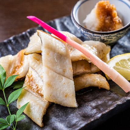 春夏秋冬、季節に寄り添う“あなごづくし”な一品料理の数々