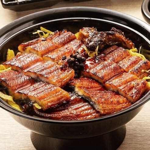 [Lunch Reservation Only] Colorful 9-Compartment Set Meal: Eel or Beef Mabushi Set