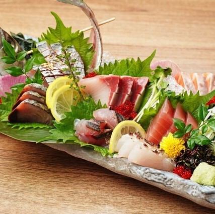お刺身盛り合わせ