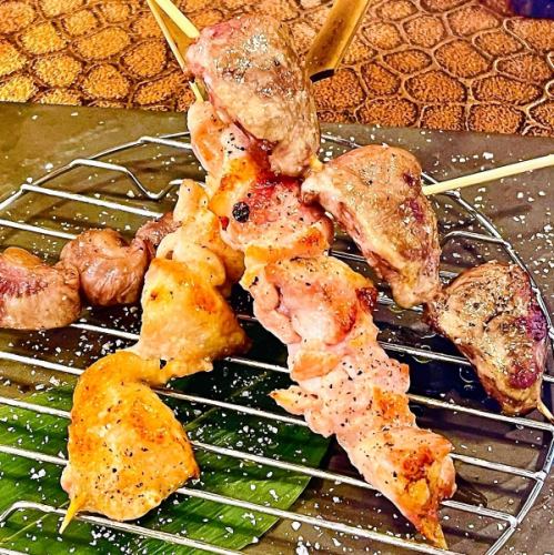 【種類豊富◎】一串一串丁寧に焼き上げる自慢の焼き鳥