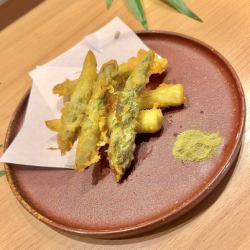 アスパラの天ぷら