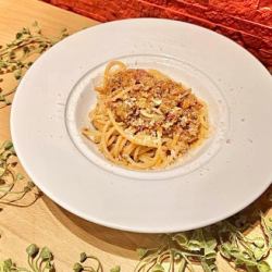 ラム肉のボロネーゼパスタ
