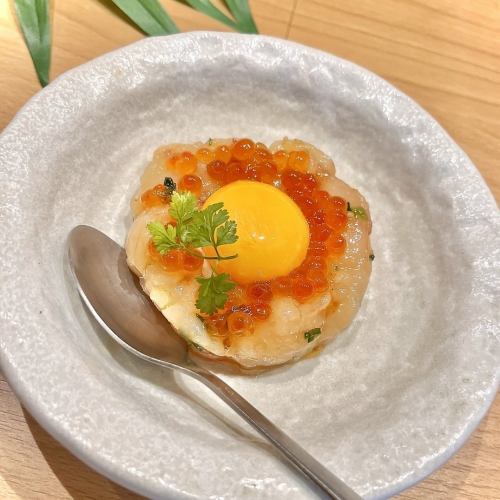 赤エビユッケといくら
