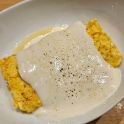 だし巻き玉子のチーズフォンデュ