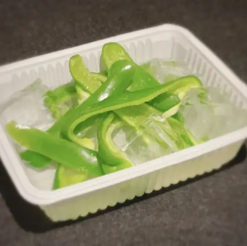 Chilled bell peppers / Edamame / Chilled tofu (each)