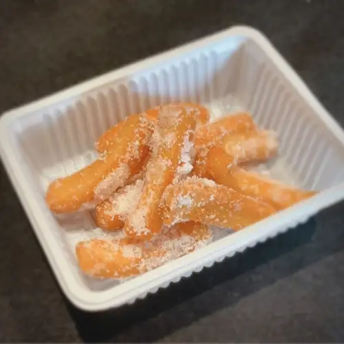 Deep-fried bread crusts