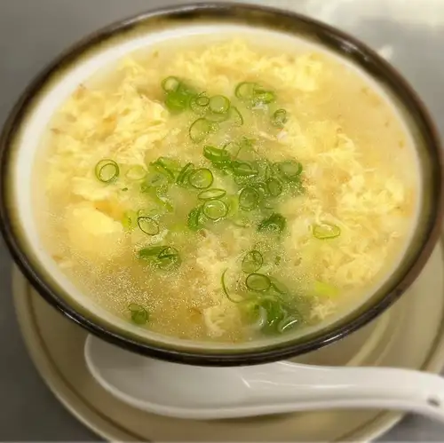 Seaweed soup / Egg soup (each)