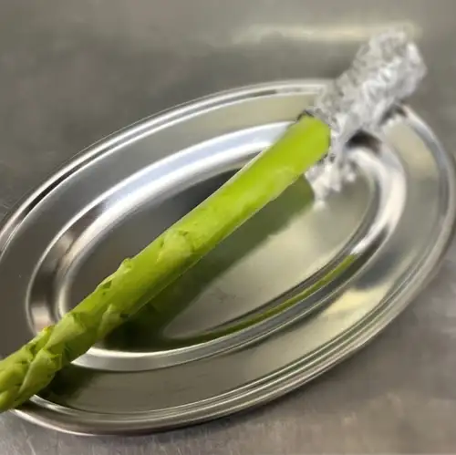 Asparagus skewers / Garlic skewers