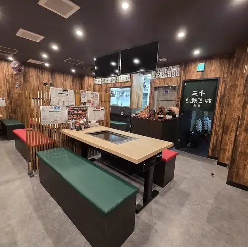 【3층석】6인용 철판 첨부 테이블석×5석