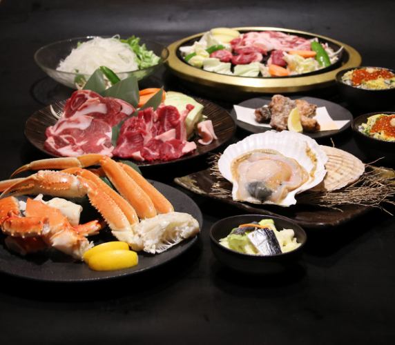 【北海道海鮮套餐】120分鐘無限暢飲，包含成吉思汗品嚐、帝王蟹、雪蟹等11道菜餚。
