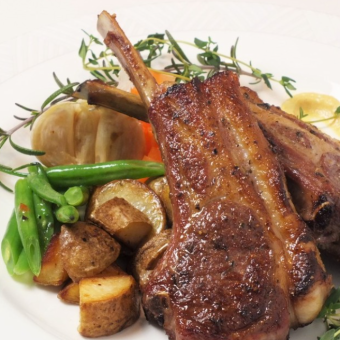 Tasmanian instant smoked lamb loin on the bone (2 pieces)