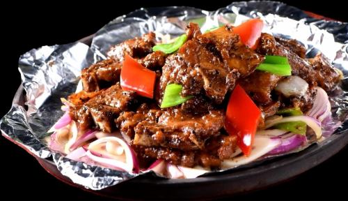 鉄板牛肉胡椒炒め