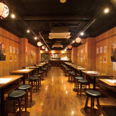 【団体様・貸切利用】観光でいらした団体様のお食事・学生さんの打ち上げ・会社宴会はもちろん、歓送迎会・忘新年会・暑気払いといった季節のイベントにも使い勝手バツグン◎貸切は50名様～、着席スタイルは最大最大75名様まで、立食スタイルは最大120名様で承ります。人数・ご予算等の相談は事前に店舗までお気軽にどうぞ!