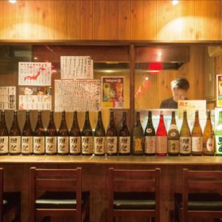 会社帰りのサク飲みや、お1人様でのチョイ飲みにも最適！気軽にご利用いただけるカウンター席をご用意しております！
