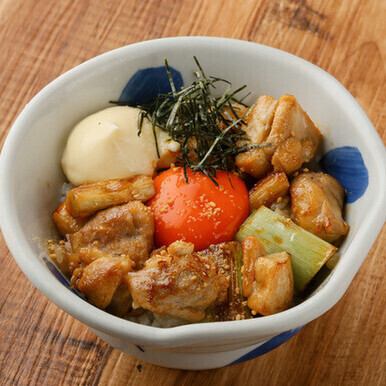 地鶏の焼き鳥丼