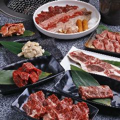 【黑毛和牛自助餐】“烤肉全套”3,800日元【附无限畅饮+1,200日元~】