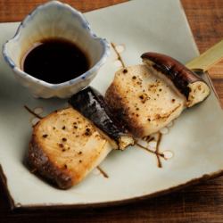 鰤と茄子の串焼き ～ガーリック醤油～