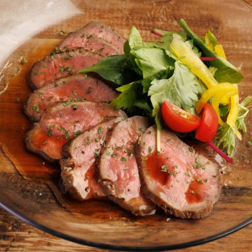 牛タンのローストビーフ