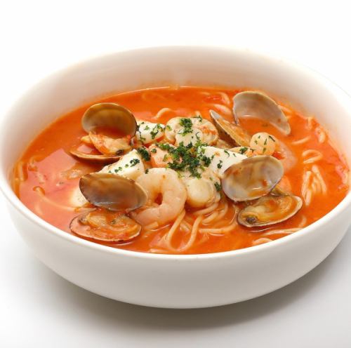 Seafood tomato cream soup