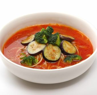 Tomato soup with lots of vegetables