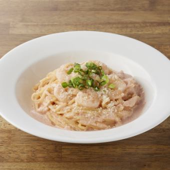 Shrimp and cod roe in cream sauce